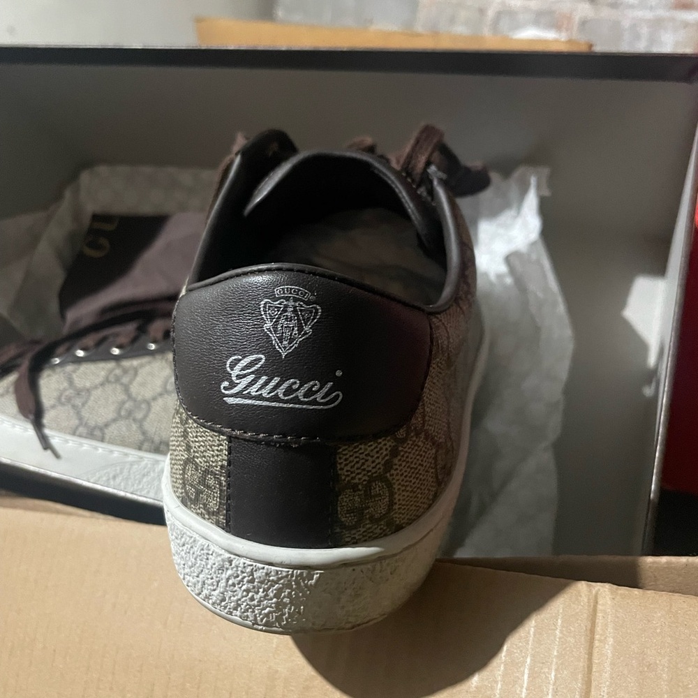 Gucci - Picture 2 of 9